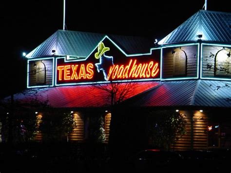 Texas roadhouse in louisville kentucky - Texas Roadhouse, Louisville. 5,534 likes · 19 talking about this · 75,971 were here. At Texas Roadhouse in Louisville, KY we like to brag about our Hand-Cut Steaks, Fall-Off …